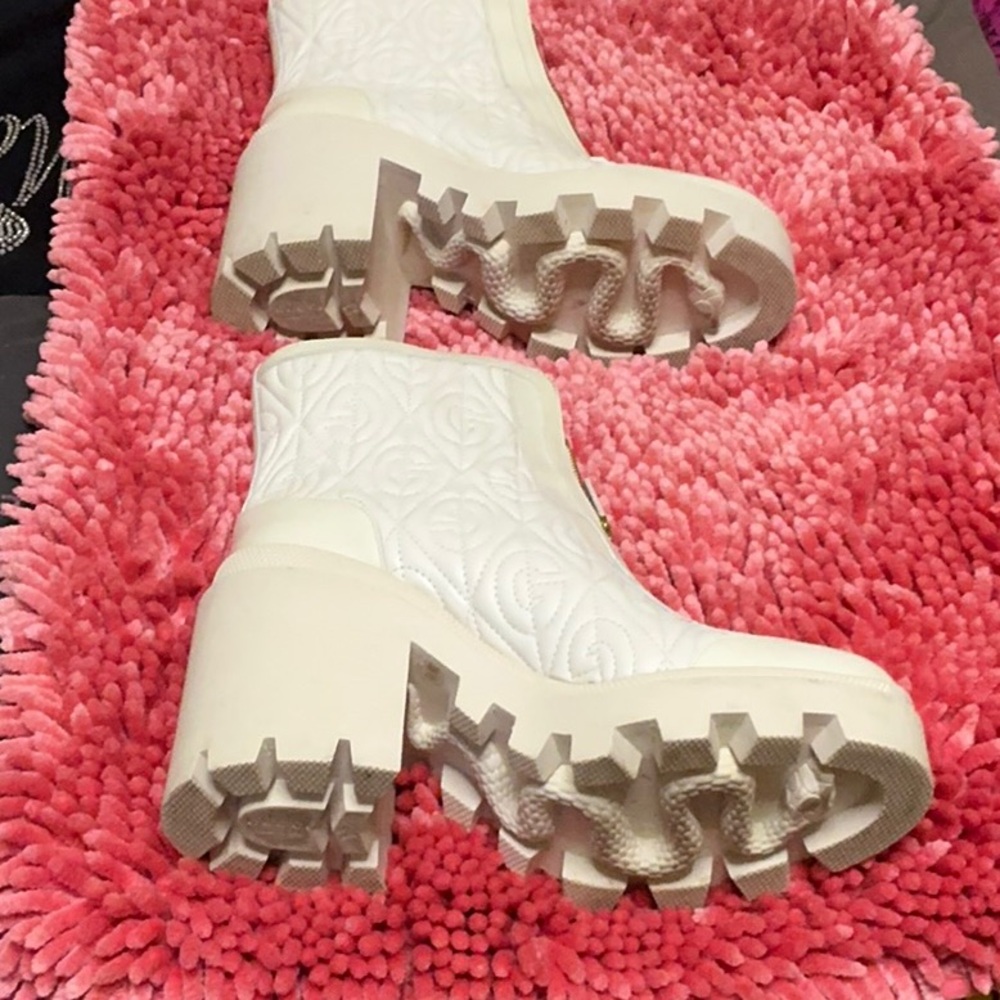 Gucci White Quilted Platform Lace-Up Ankle Boots - Picture 3 of 6